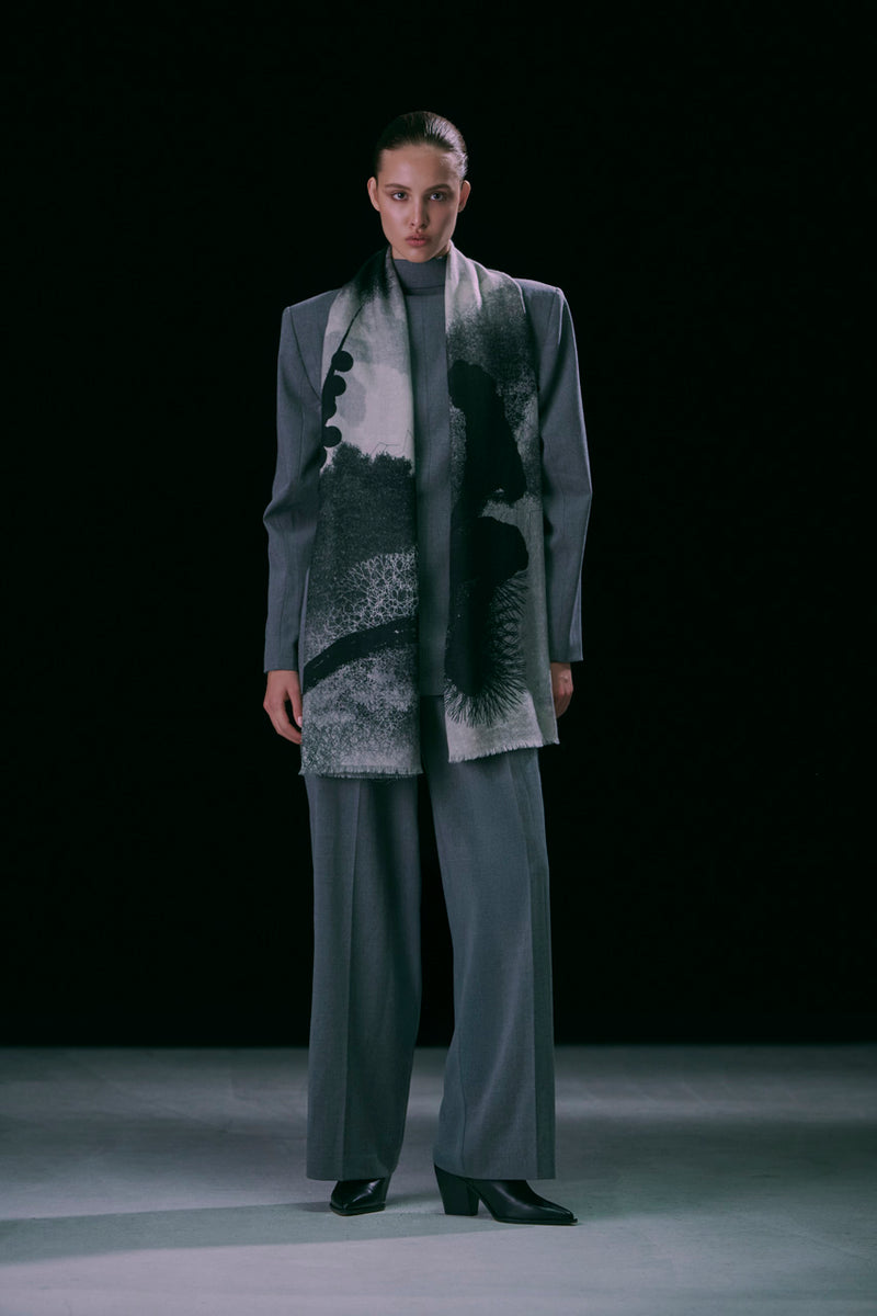 ISLAND SPIRIT ICON PURE WOOL SCARF