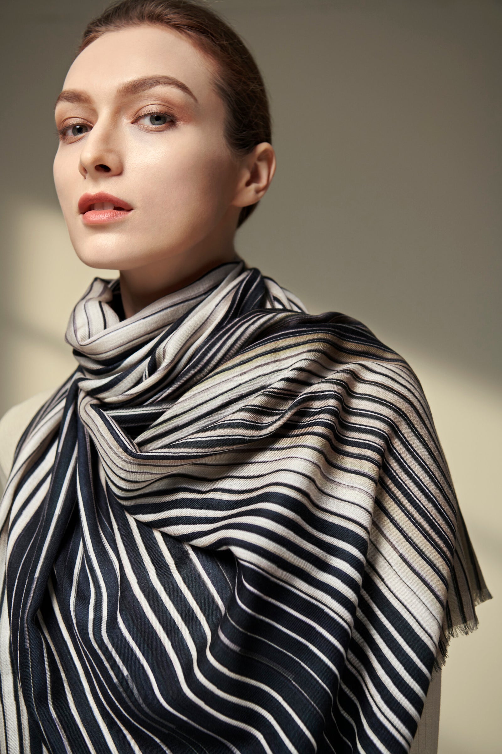 新品未使用◆ DOORS TWEED MILL　wool stole 新品未使用◇ DOORS TWEED MILL wool stole