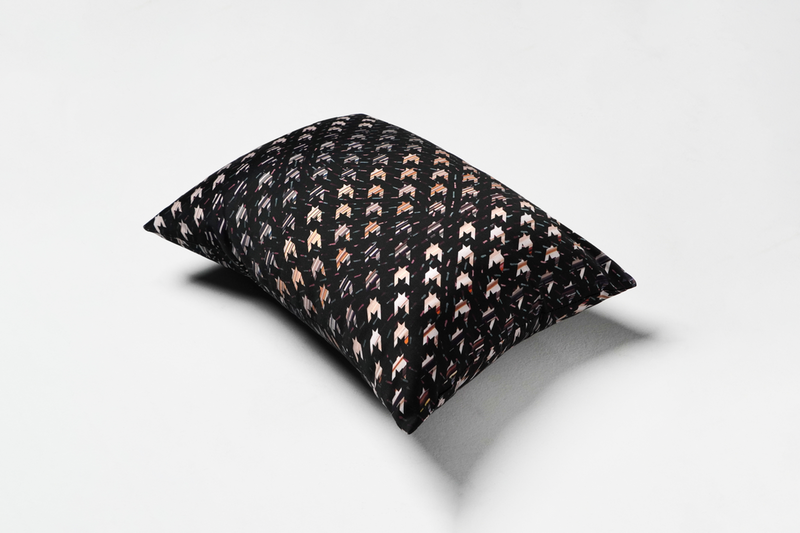 ORBIT RECTANGLE CUSHION